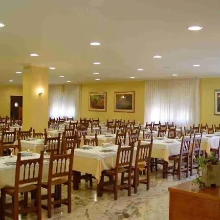 Hotel Dinajan